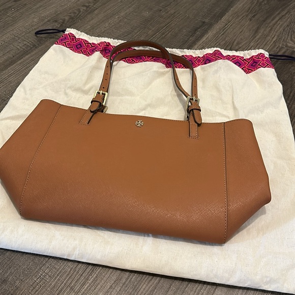 TORY BURCH Saffiano Original Tote - Picture 5 of 7